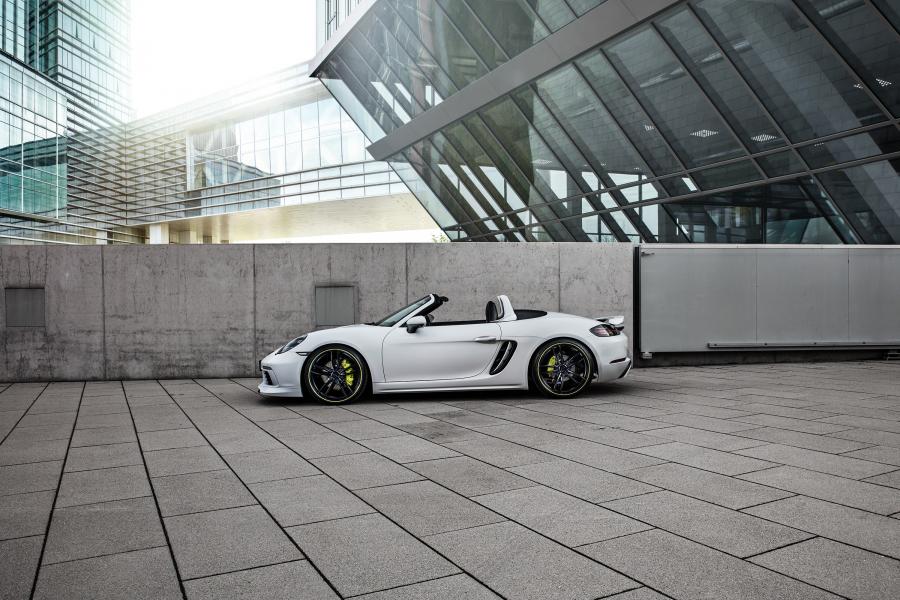  Porsche 718 Boxster by TechArt 2016 года  (фото 17 из 19)